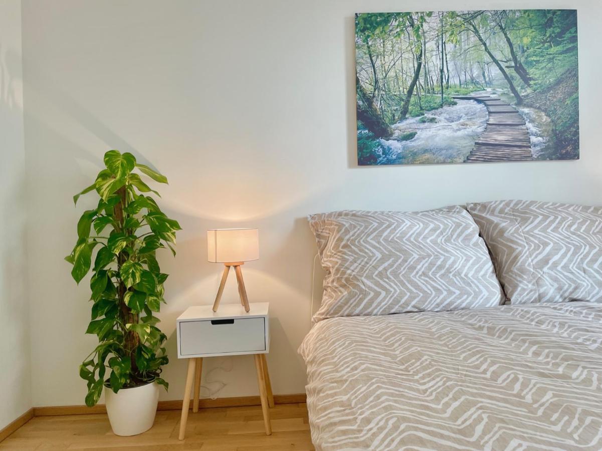 Central 55M2 Flat With Balcony & Parking Wien Exterior foto