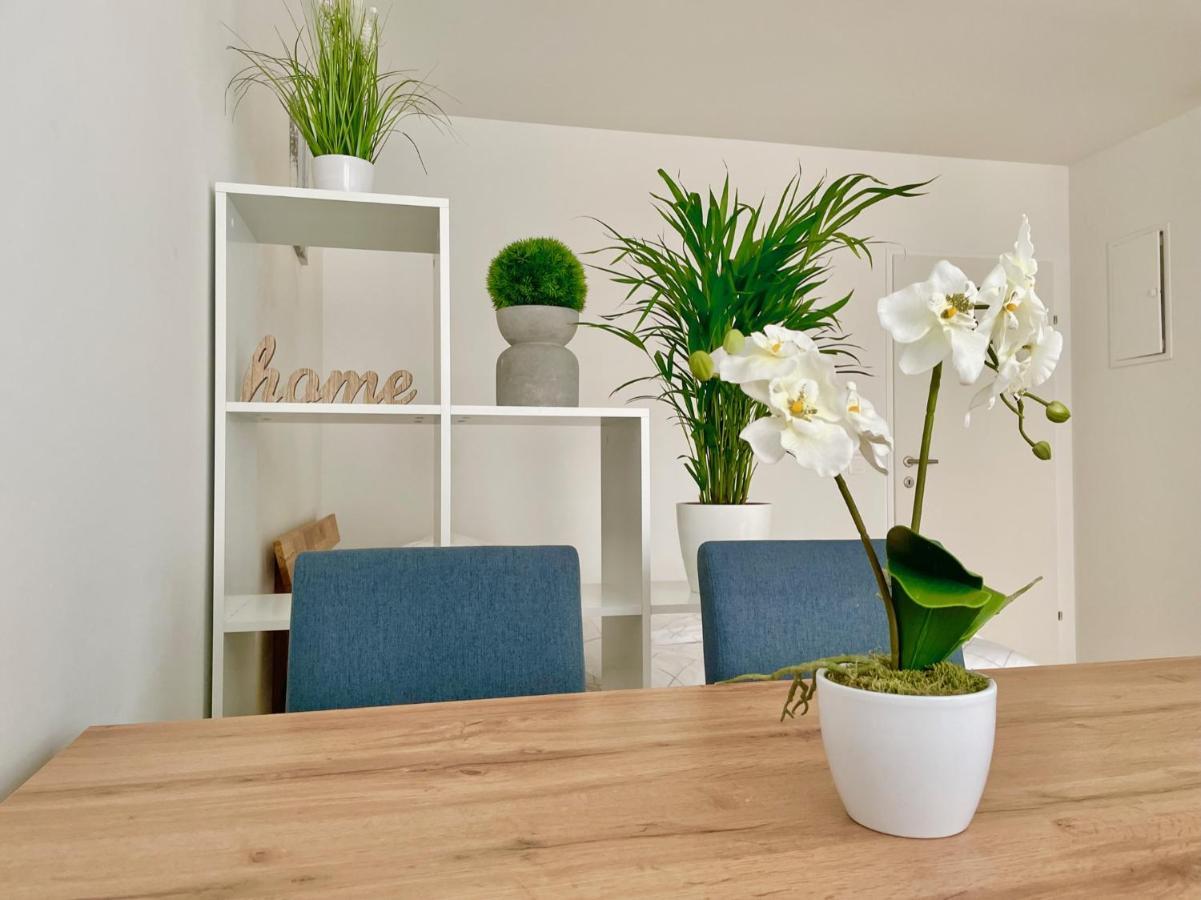 Central 55M2 Flat With Balcony & Parking Wien Exterior foto
